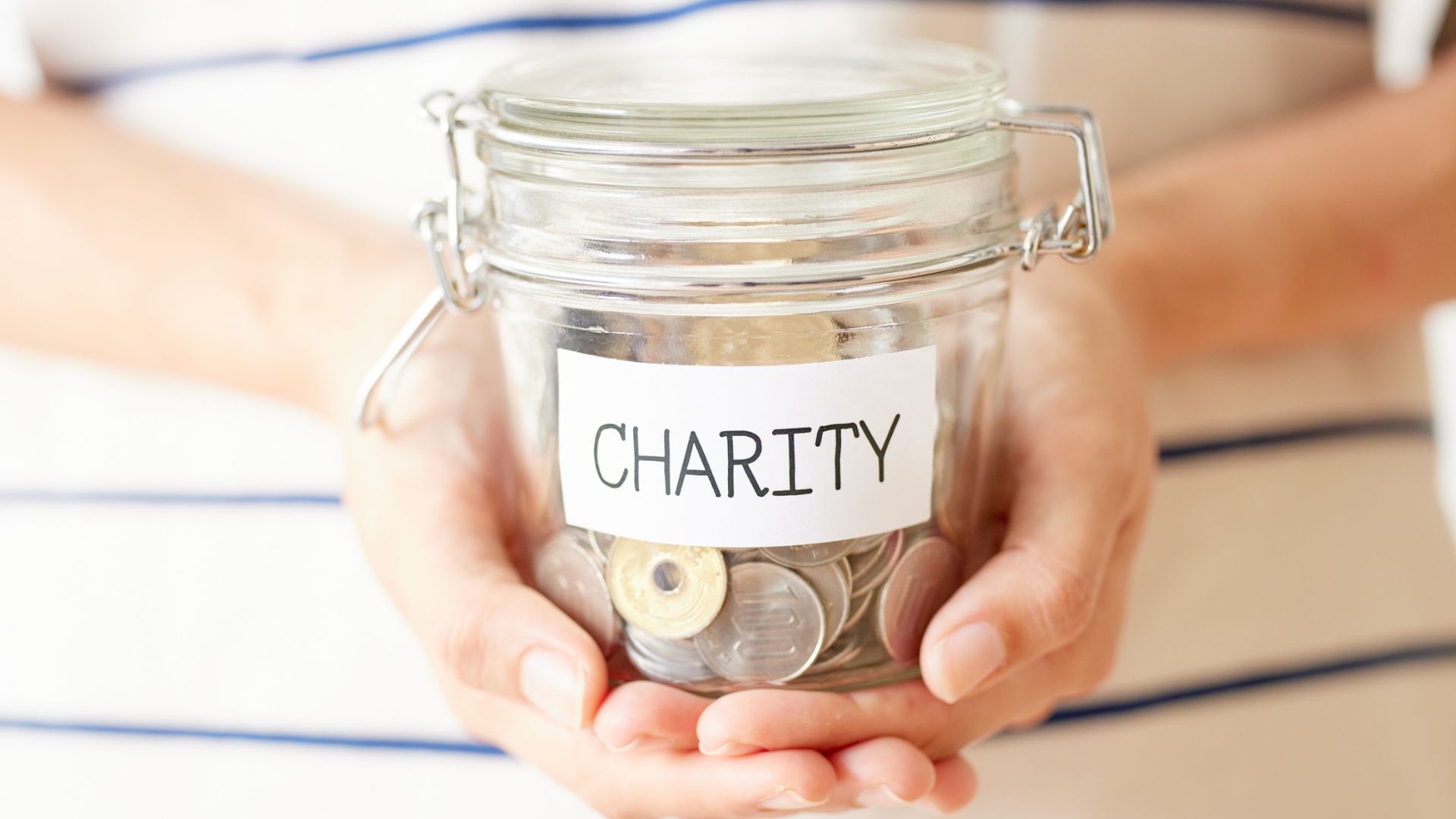 how to choose a charity to donate to Canada